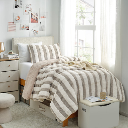 Chunkiest Chunky Bunny® Freezin Waters - Coma Inducer® Oversized Twin Comforter Set - Lush Brown