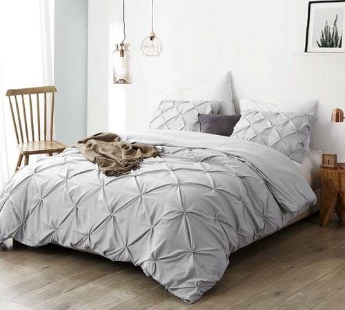 Glacier Gray Pin Tuck Queen Duvet Cover