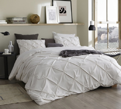 Jet Stream Pin Tuck Duvet Cover