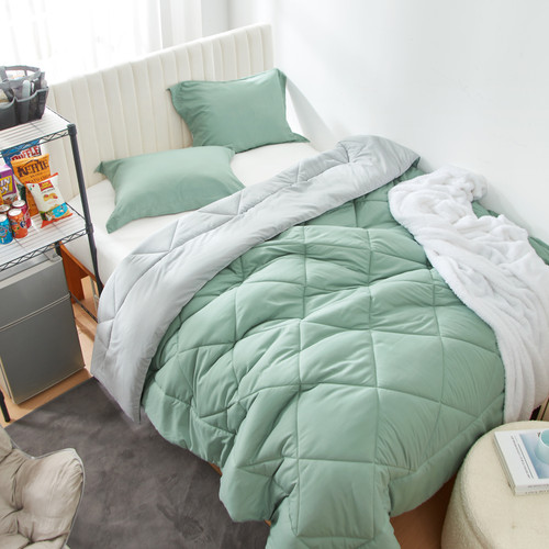 Iceberg Green/Glacier Gray Reversible Full Comforter - Oversized Full XL Bedding