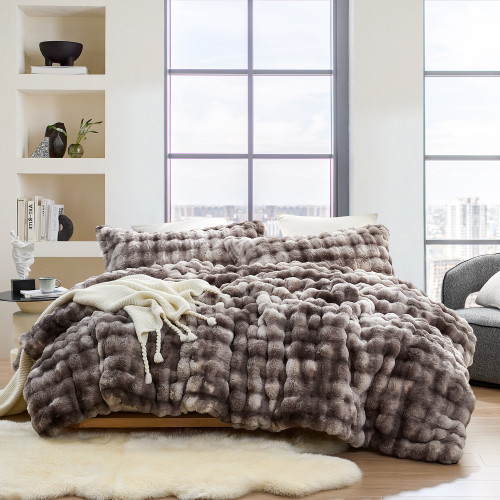 Snowball Chunky Bunny - Coma Inducer® Oversized King Comforter Set - Multi Gray