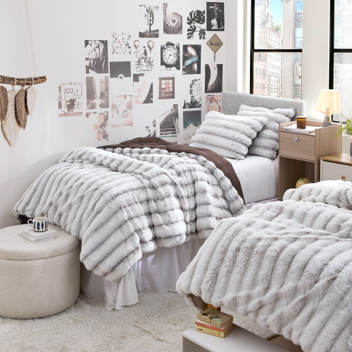 Jelly Rolls Chunky Bunny - Coma Inducer® Twin XL Comforter - Frosted Espresso