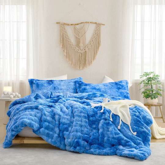 Snowball® Chunky Bunny - Coma Inducer® Oversized King Comforter