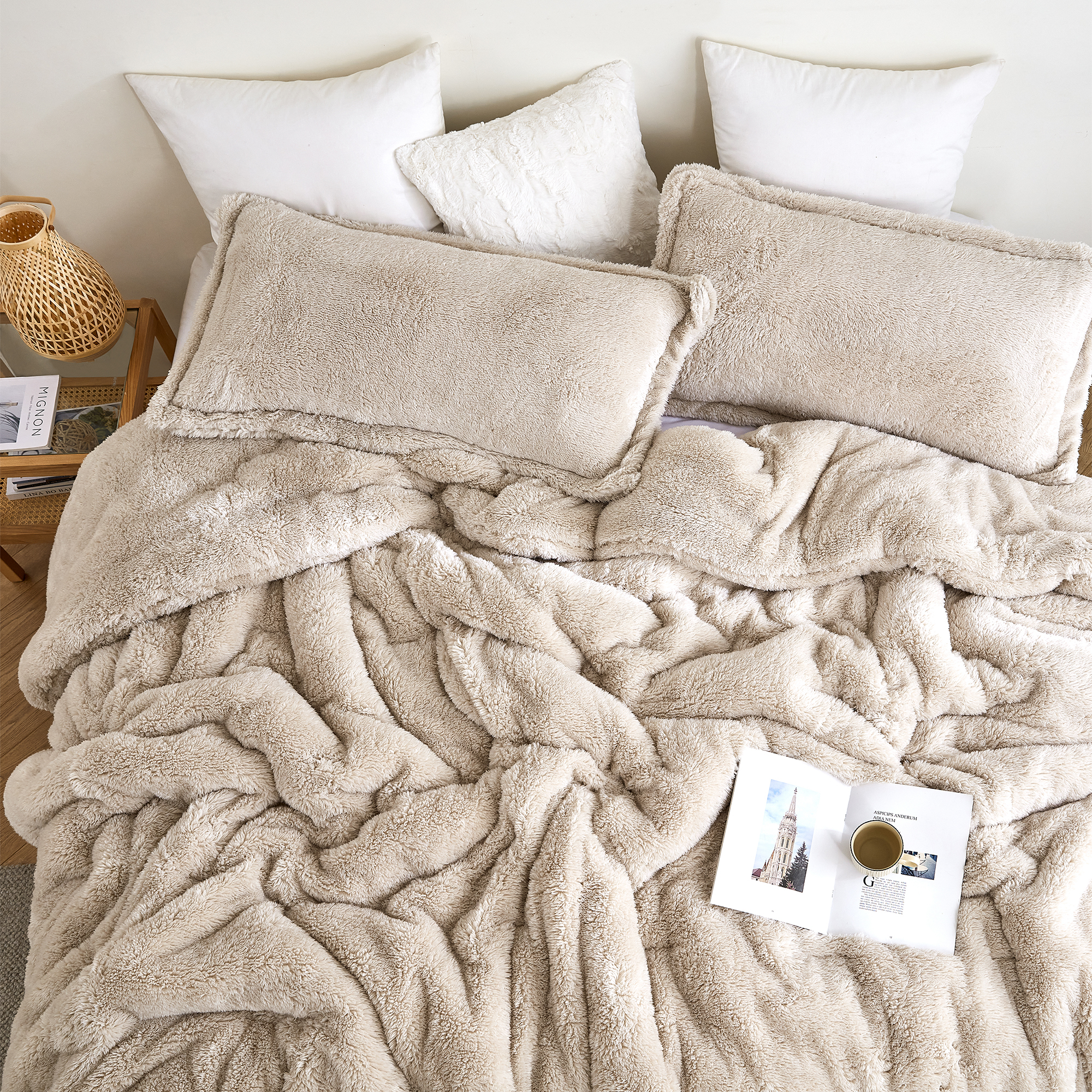 Snorze® Cloud Comforter - Coma Inducer® Ultra Cozy Bamboo - Oversized  Comforter in Burnt Olive