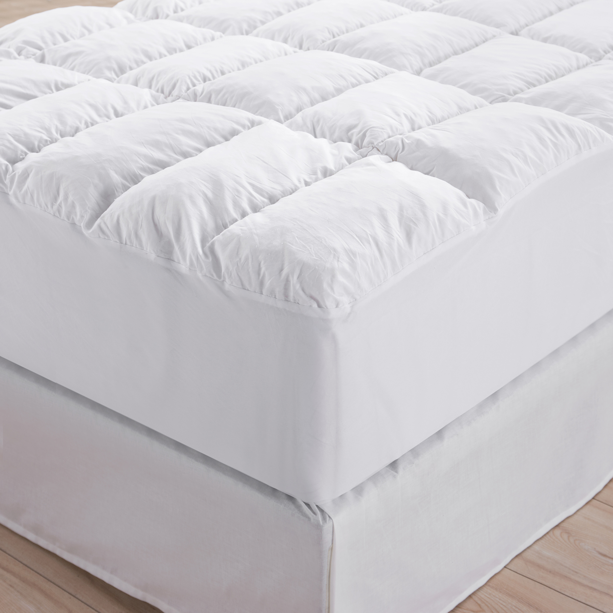 Pure Plush Full Mattress Pad - Memory Foam - Large Foam Square Sections