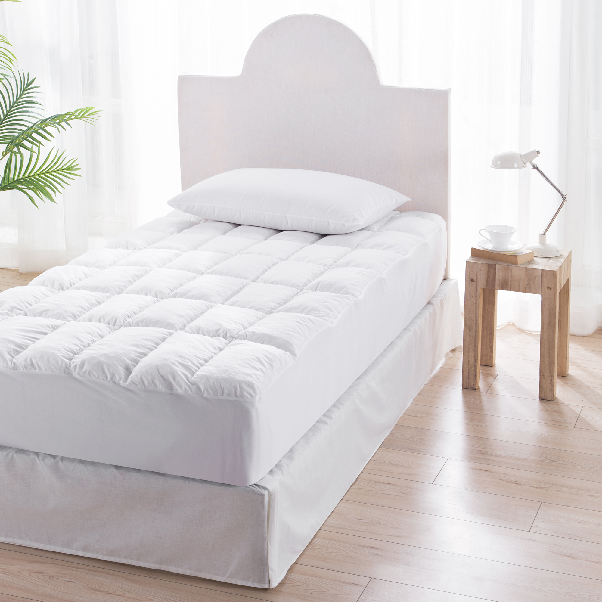 Pure Plush Full Mattress Pad - Memory Foam - Large Foam Square Sections