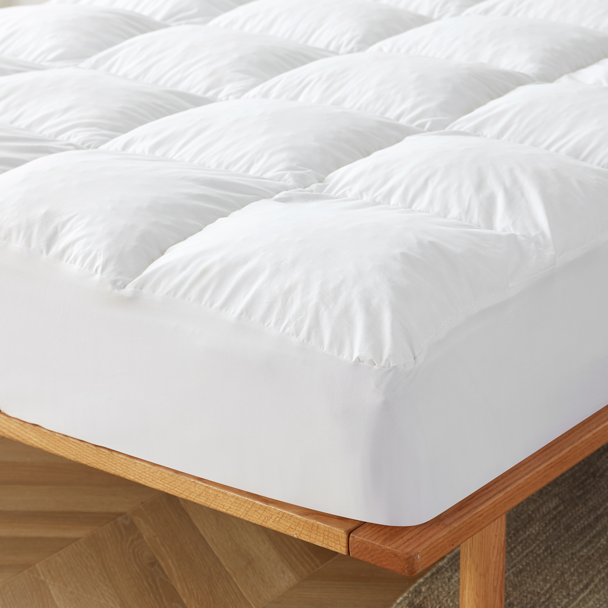 Pure Plush Full Mattress Pad - Memory Foam - Large Foam Square Sections