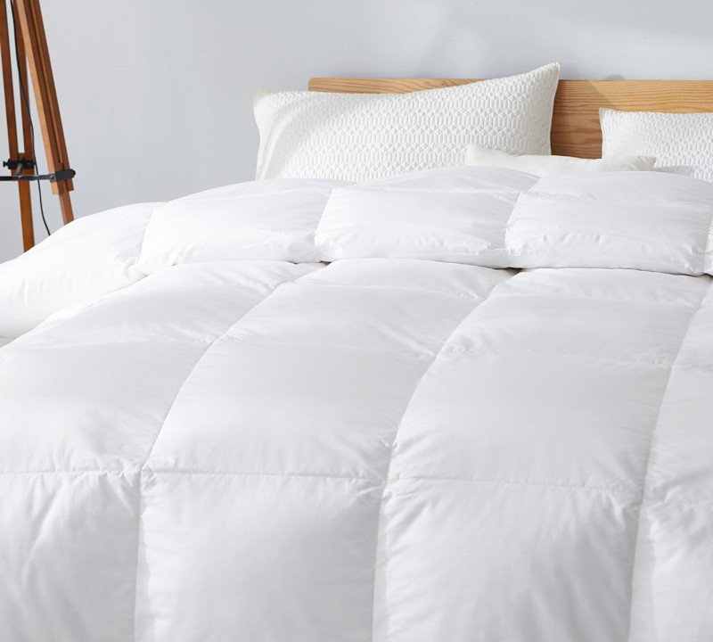 Oversized Twin 330 Thread Count Cotton Comforter Filled with Luxury Goose Down Bedding Materials