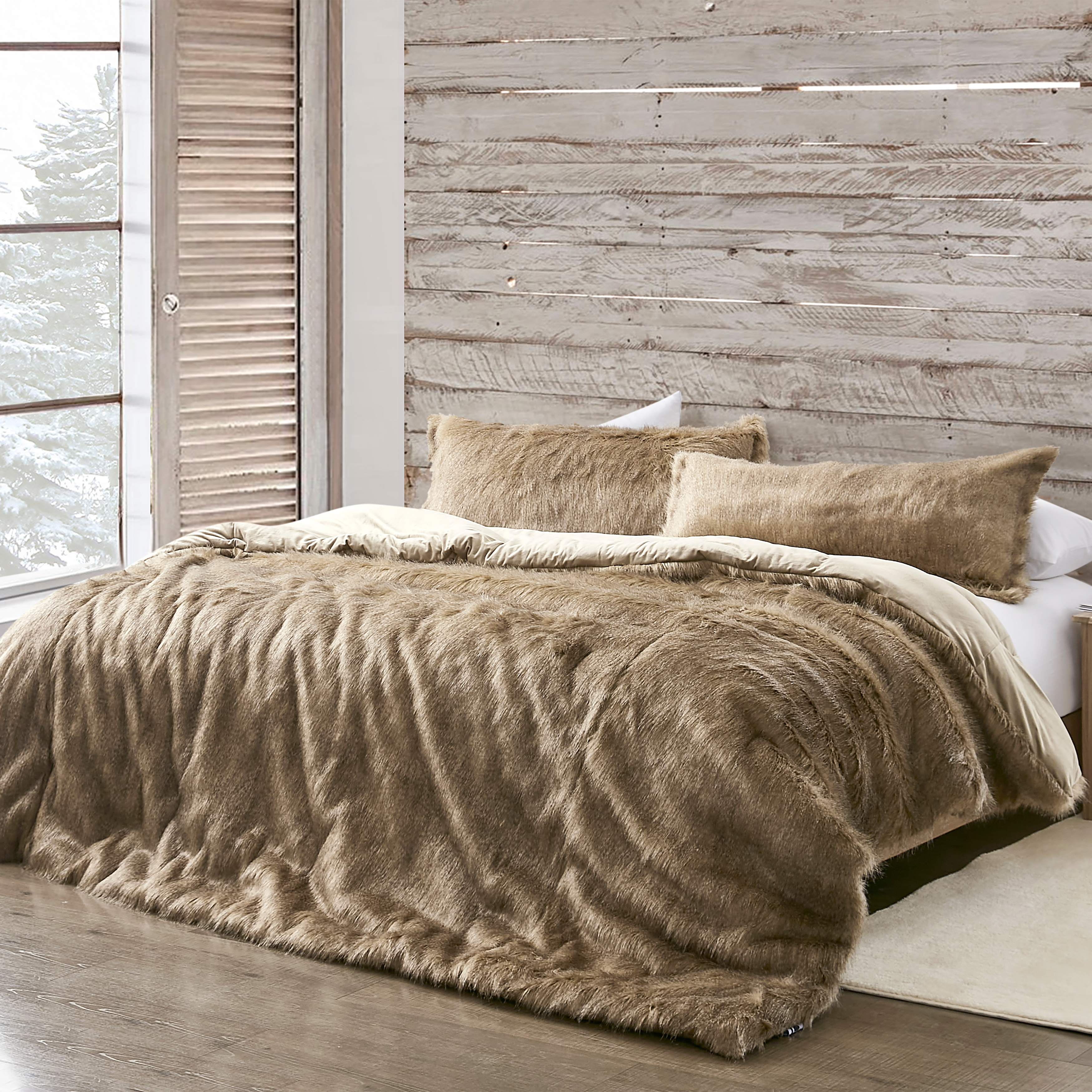 Machine Washable Plush King Extra Large Comforter Made with Cozy Faux Fur  Bedding Materials