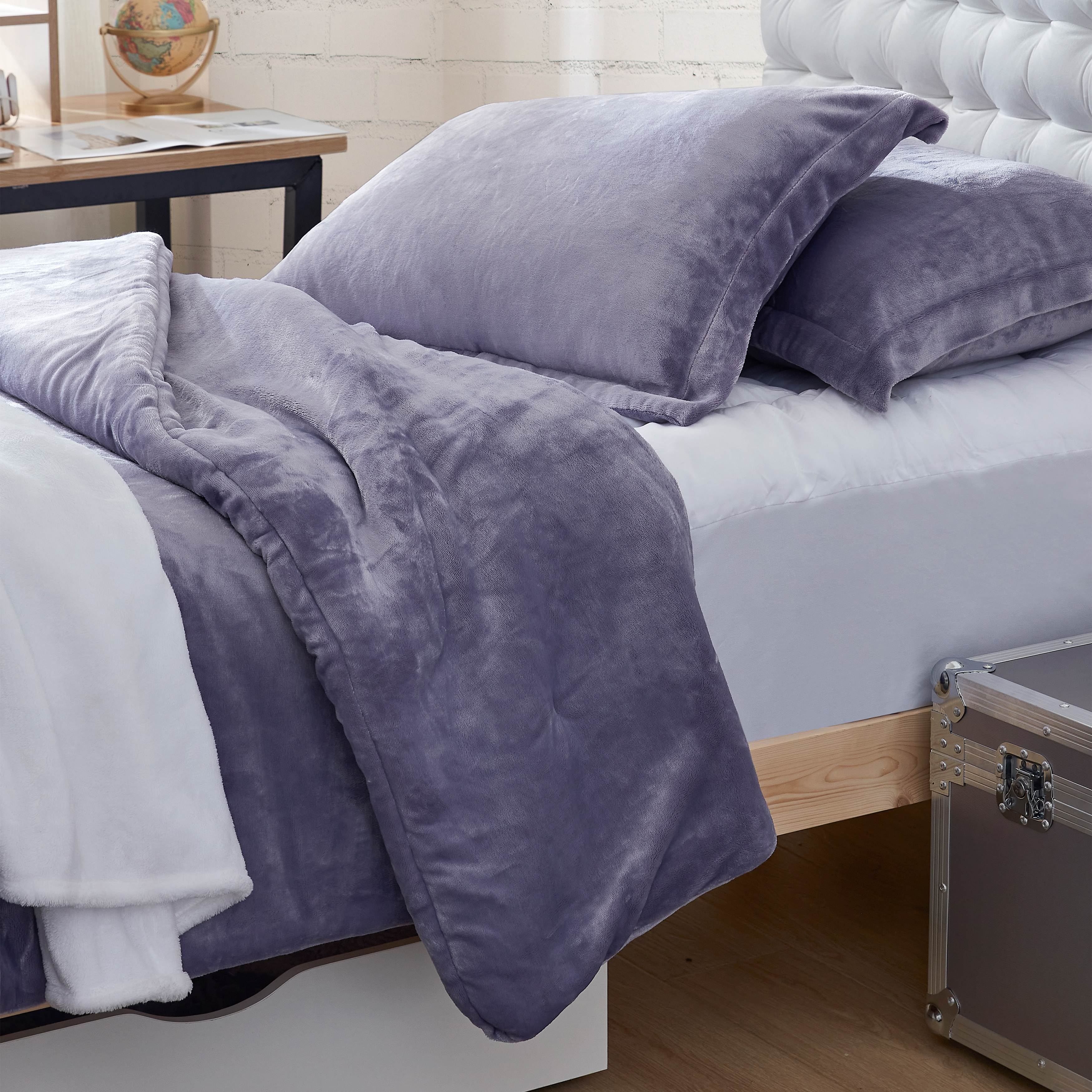 Machine Washable Coma Inducer Original Plush Comforter Set