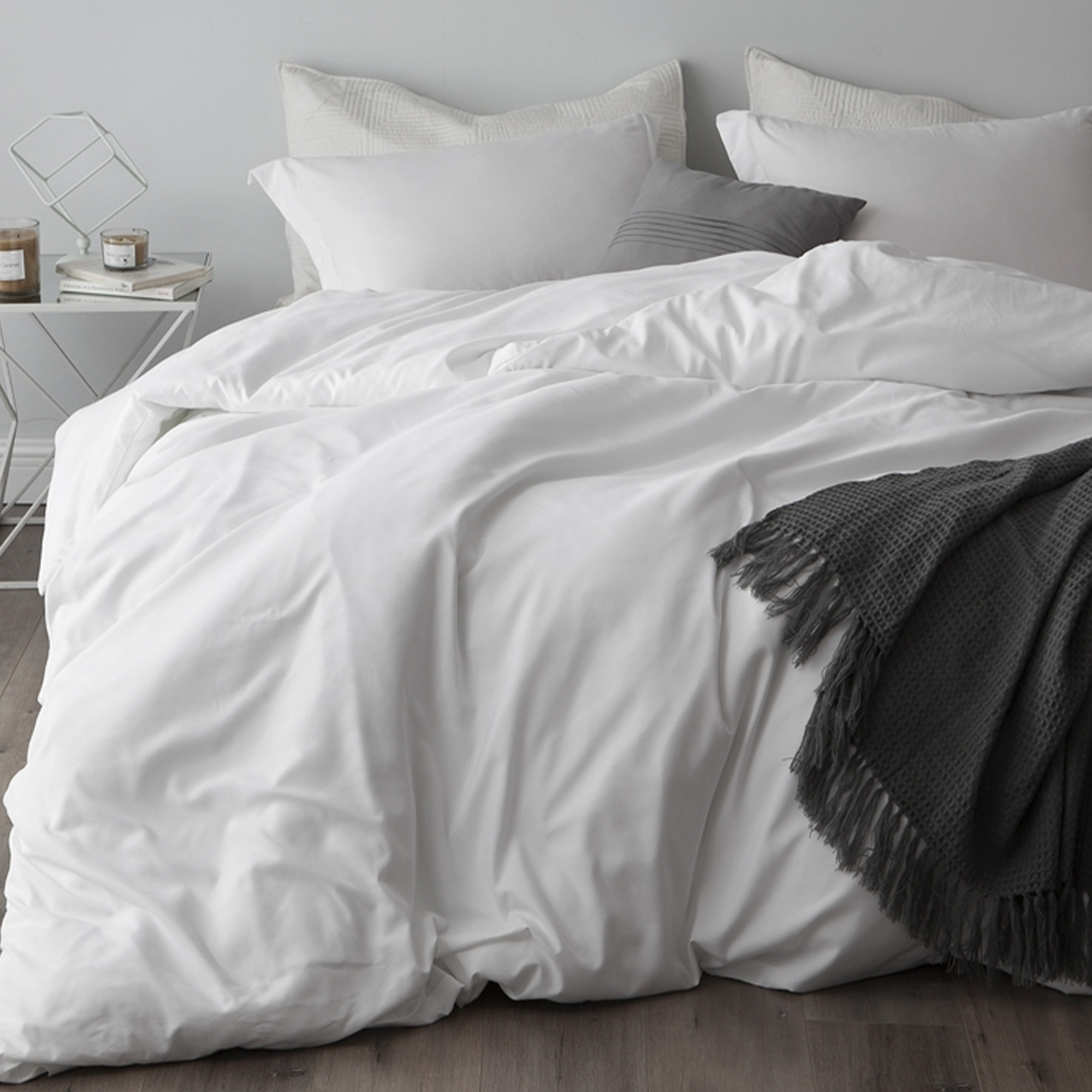 Easy to Match White Oversized Queen Duvet Cover with Intricate Textured