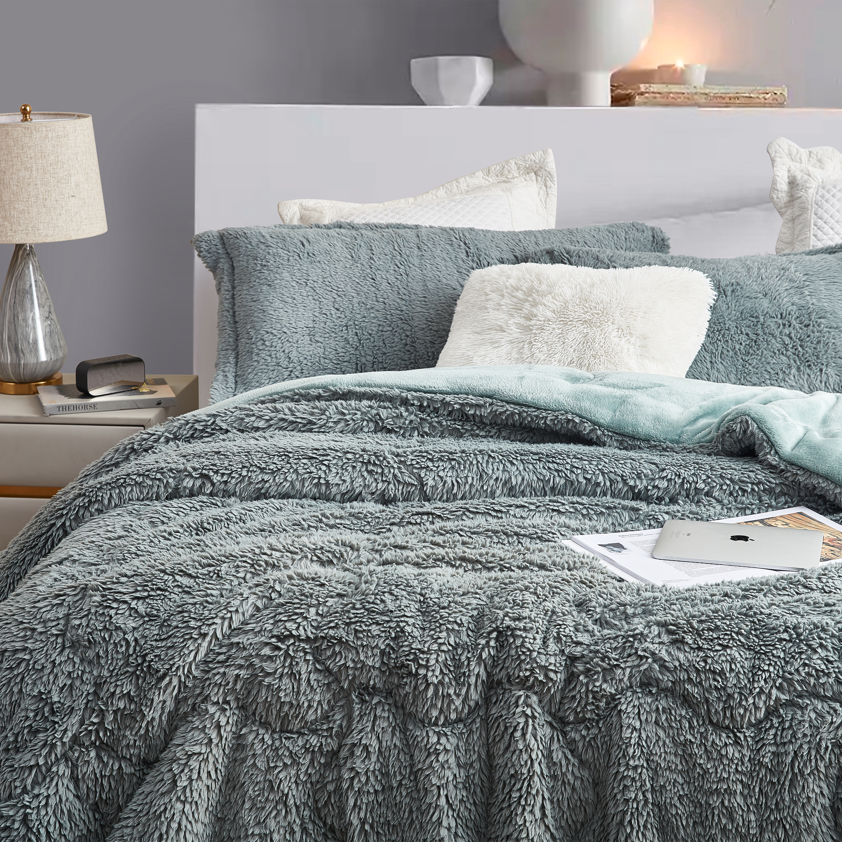 Puts This To Sleep - Coma Inducer® Oversized Comforter - Emerald Gray