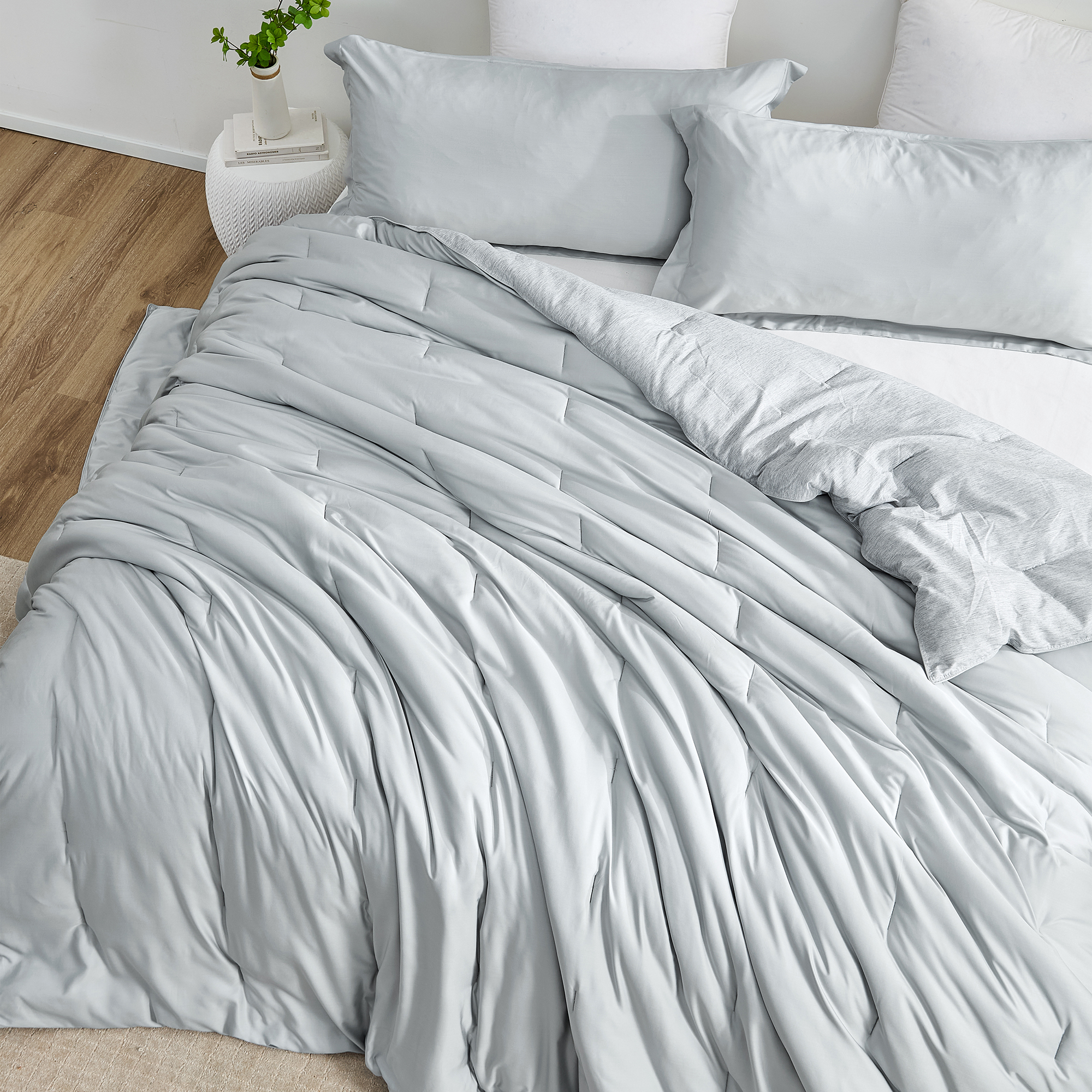 Lightweight Queen Oversized Bedspread Breathable Coma Inducer Bedding Blanket