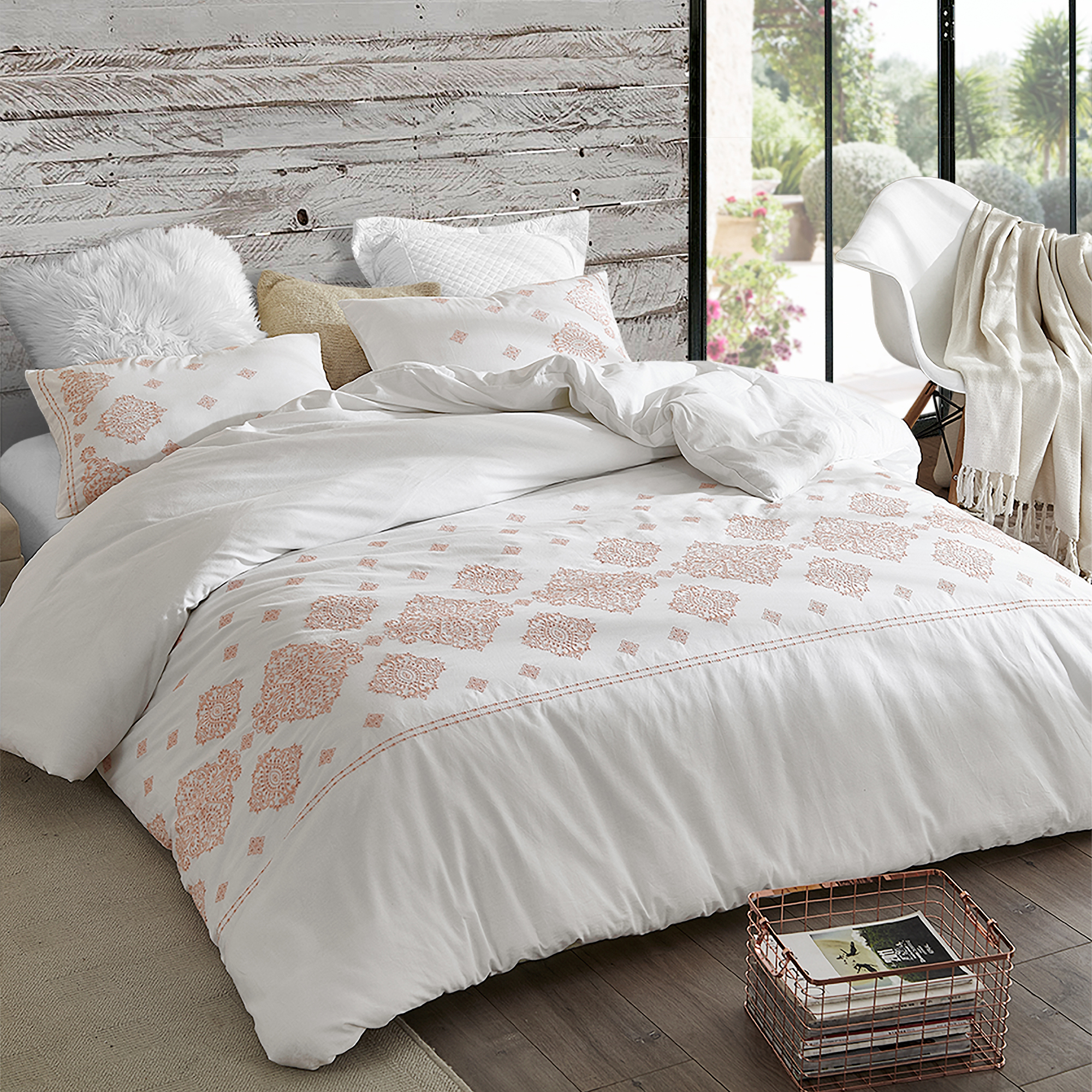 Phineas Coral Embroidered King Duvet Cover