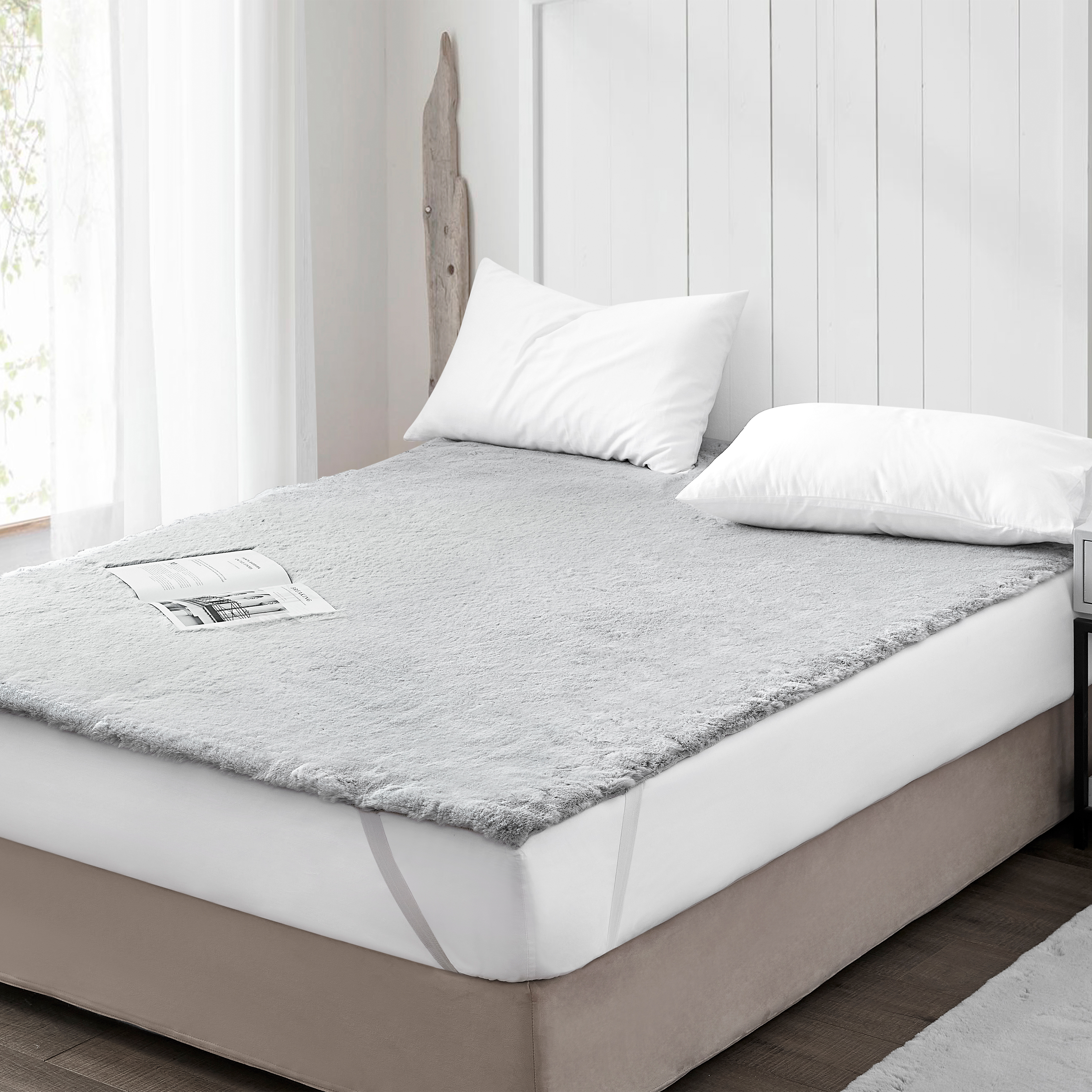 Neutral Gray Queen Bedding Accessories Easy to Match Bedroom Decor Ideas for Your Queen Size Bed