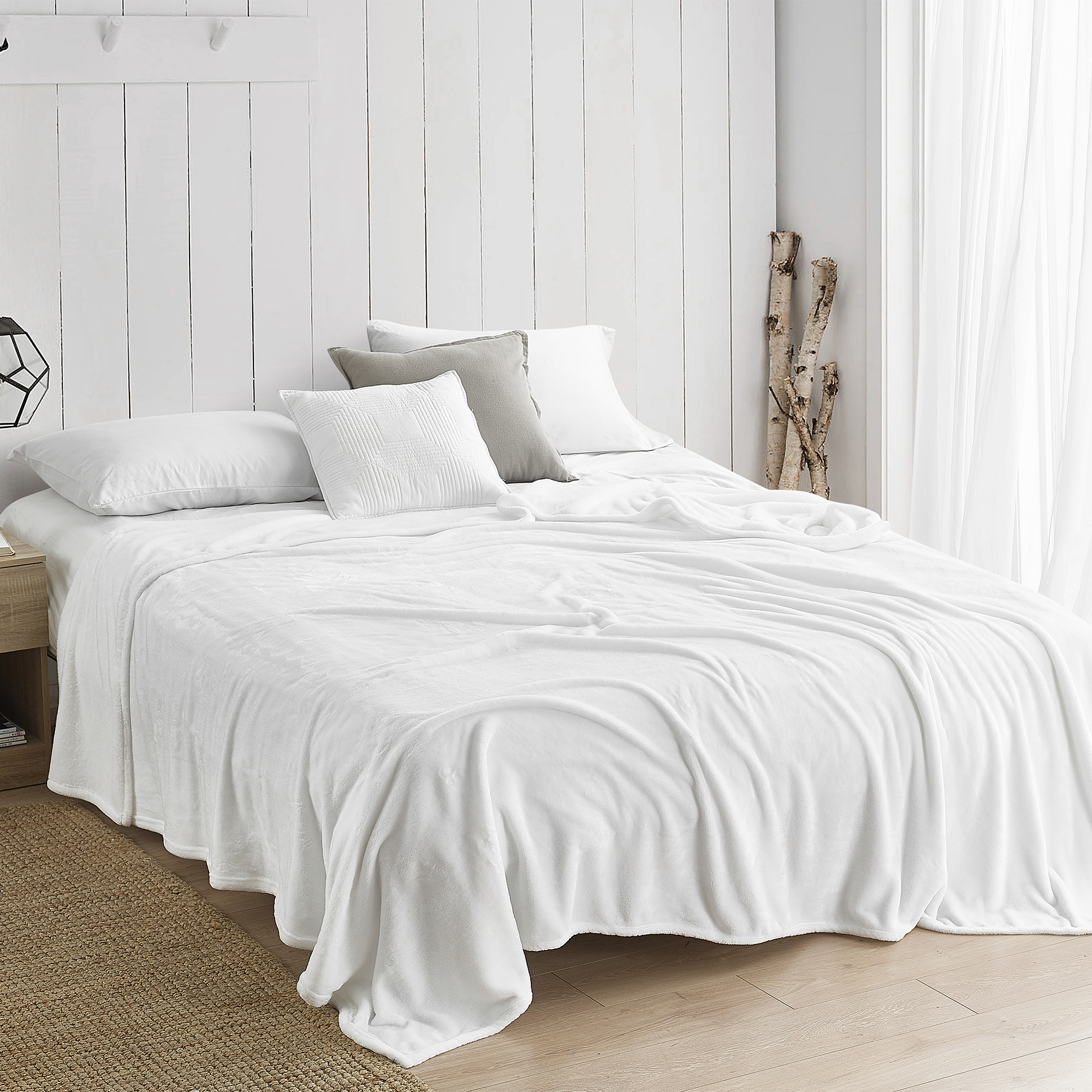 Me Sooo Comfy - Coma Inducer® Queen Bedding Blanket - White
