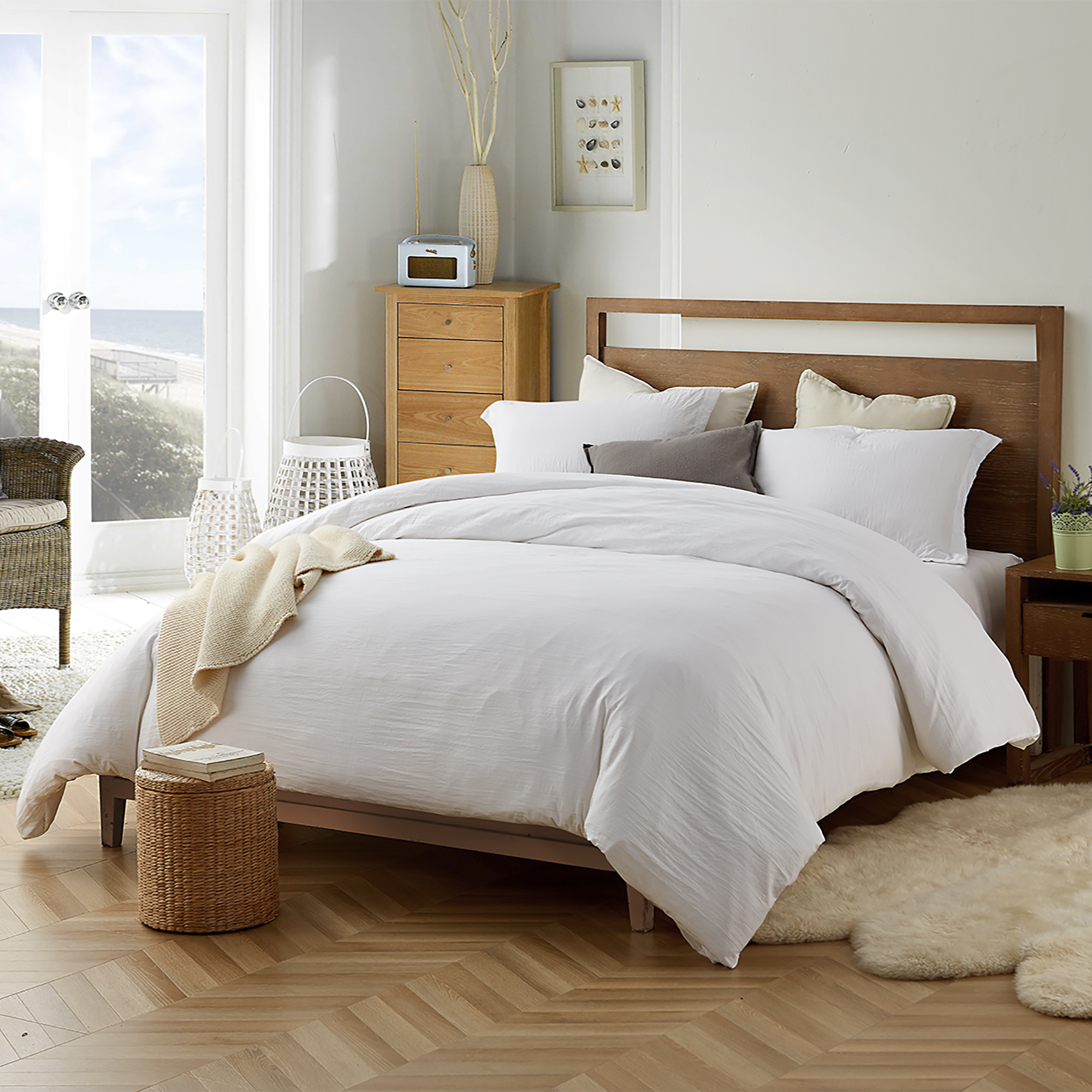 Natural Loft® Queen Comforter - White