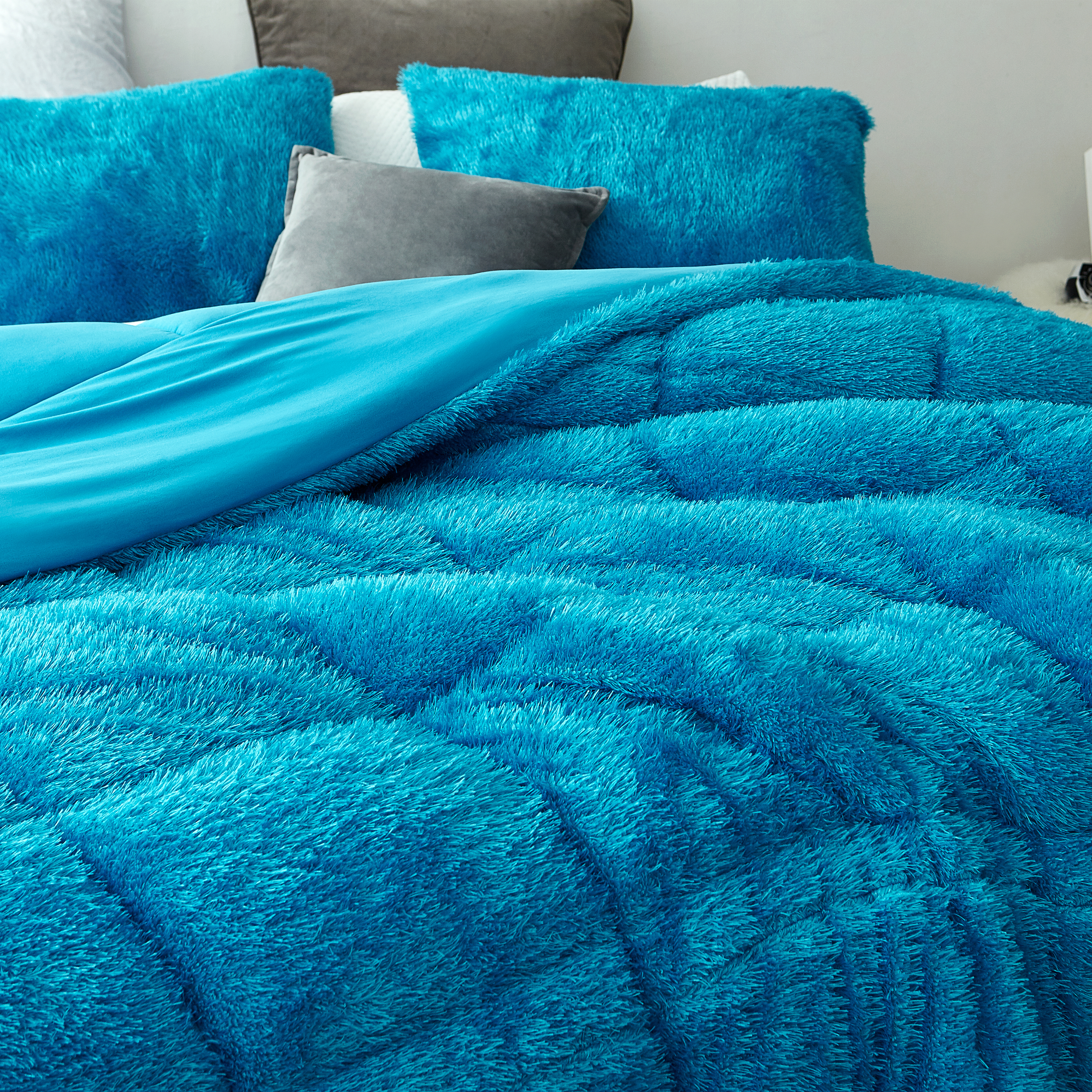 Sleep-O-Nator - Coma Inducer® Oversized Comforter - Hawaiian Blue