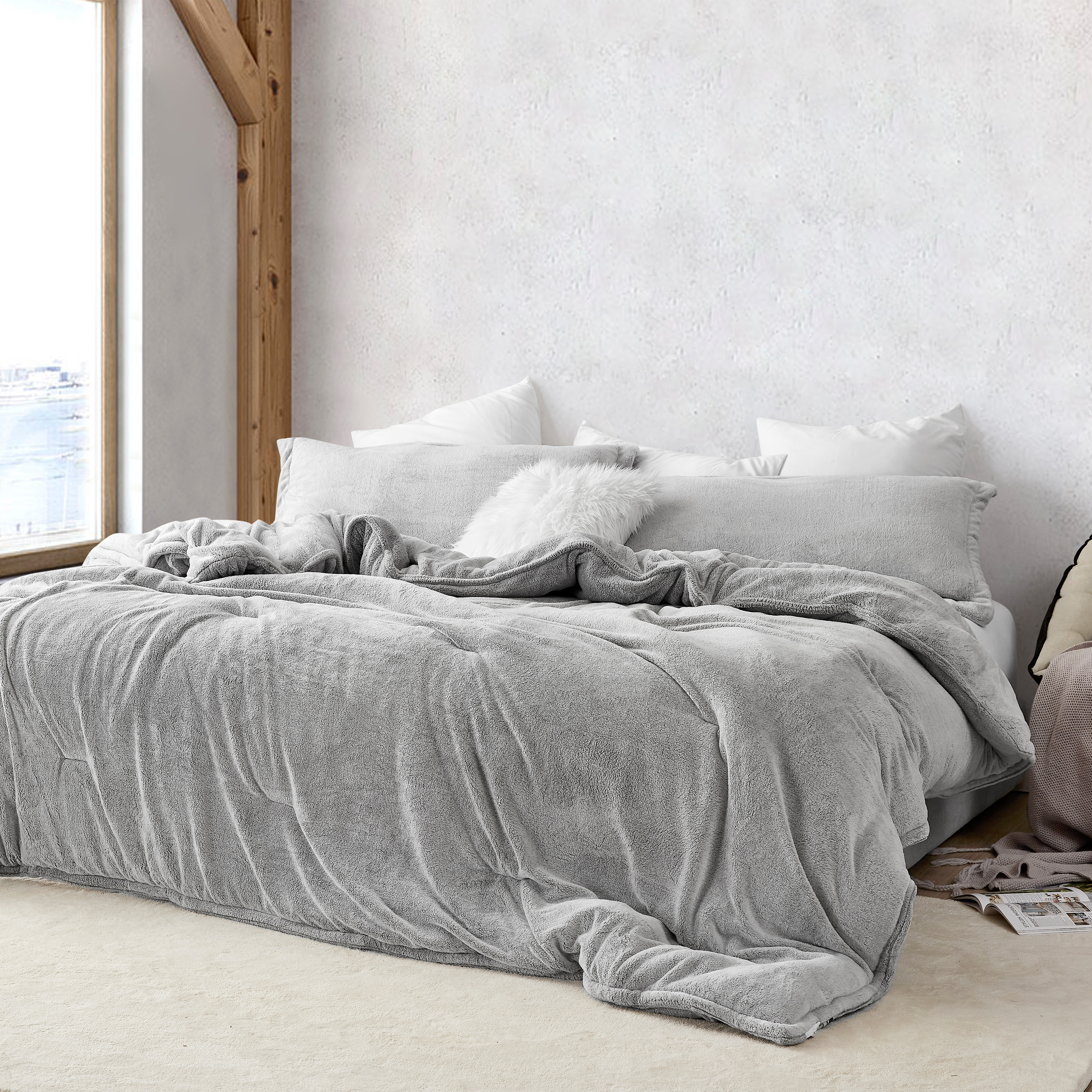 Coma Inducer® Oversized King Comforter - Frosted Taupe