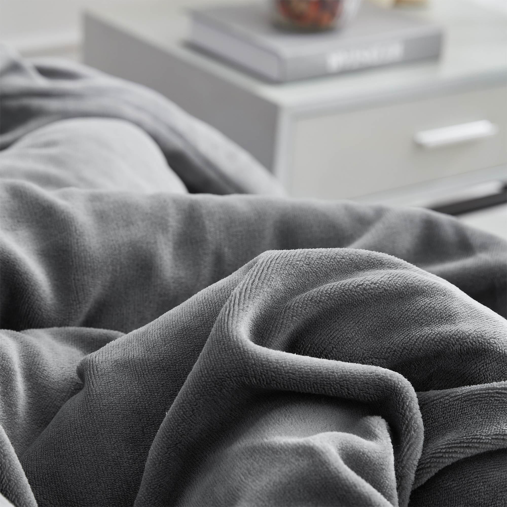 Git Cozy - Coma Inducer® Oversized Comforter - Darkest Gray