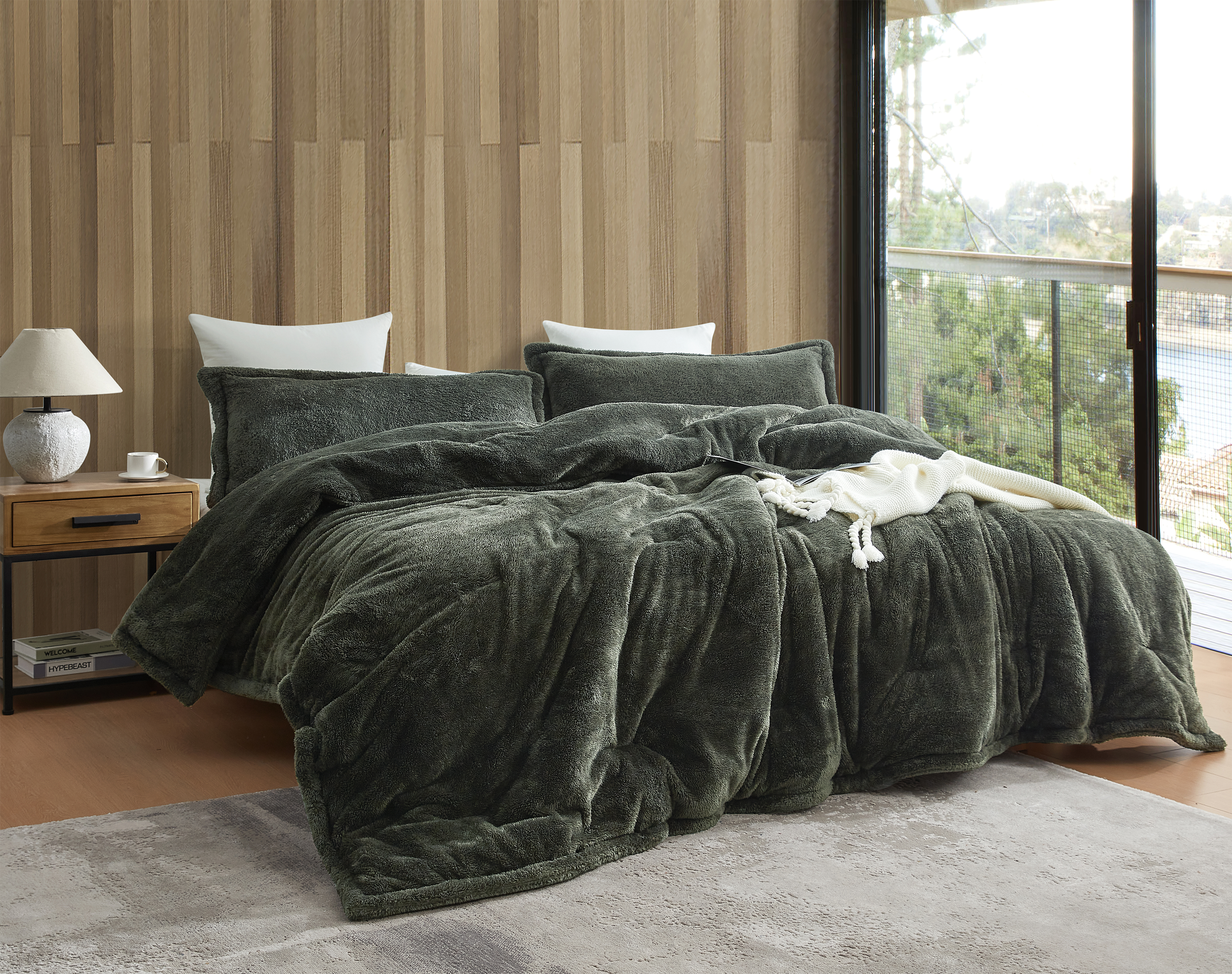True Oversized King Bedding Essentials Dark Forest Green Coma Inducer Blanket