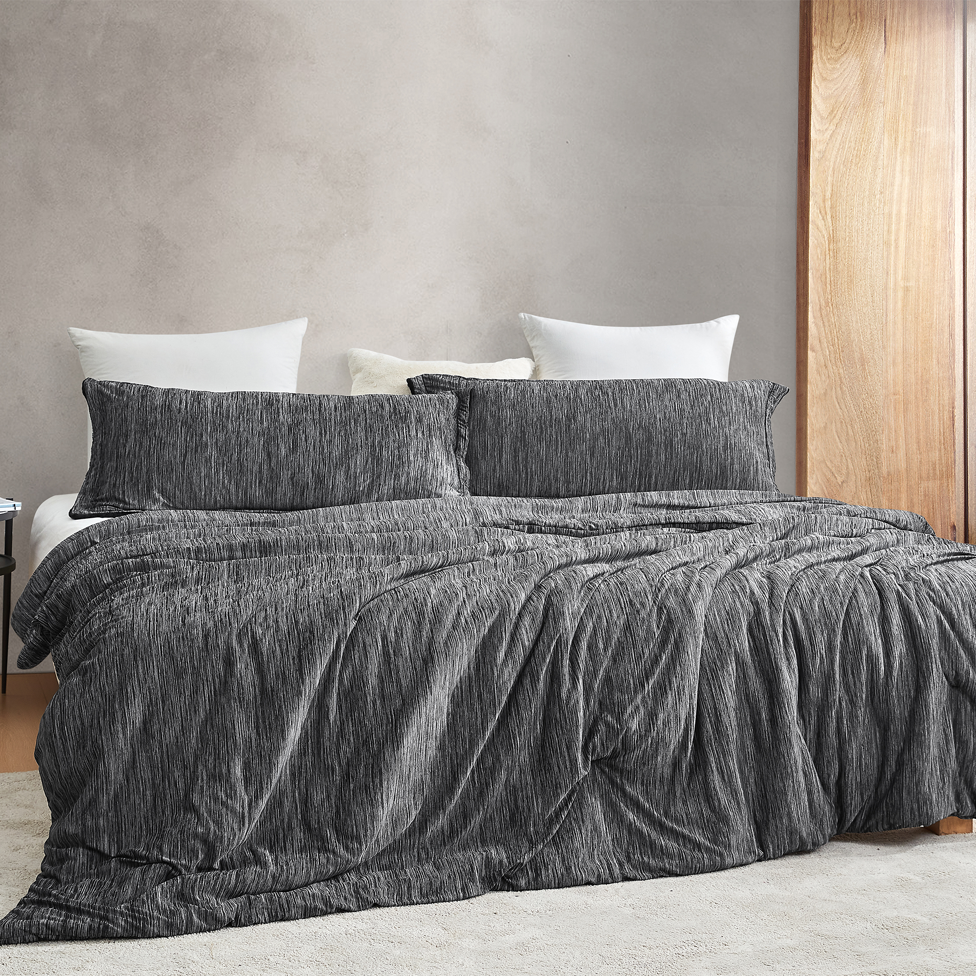 Cool Cool Summer - Coma Inducer Oversized Queen Comforter - Black