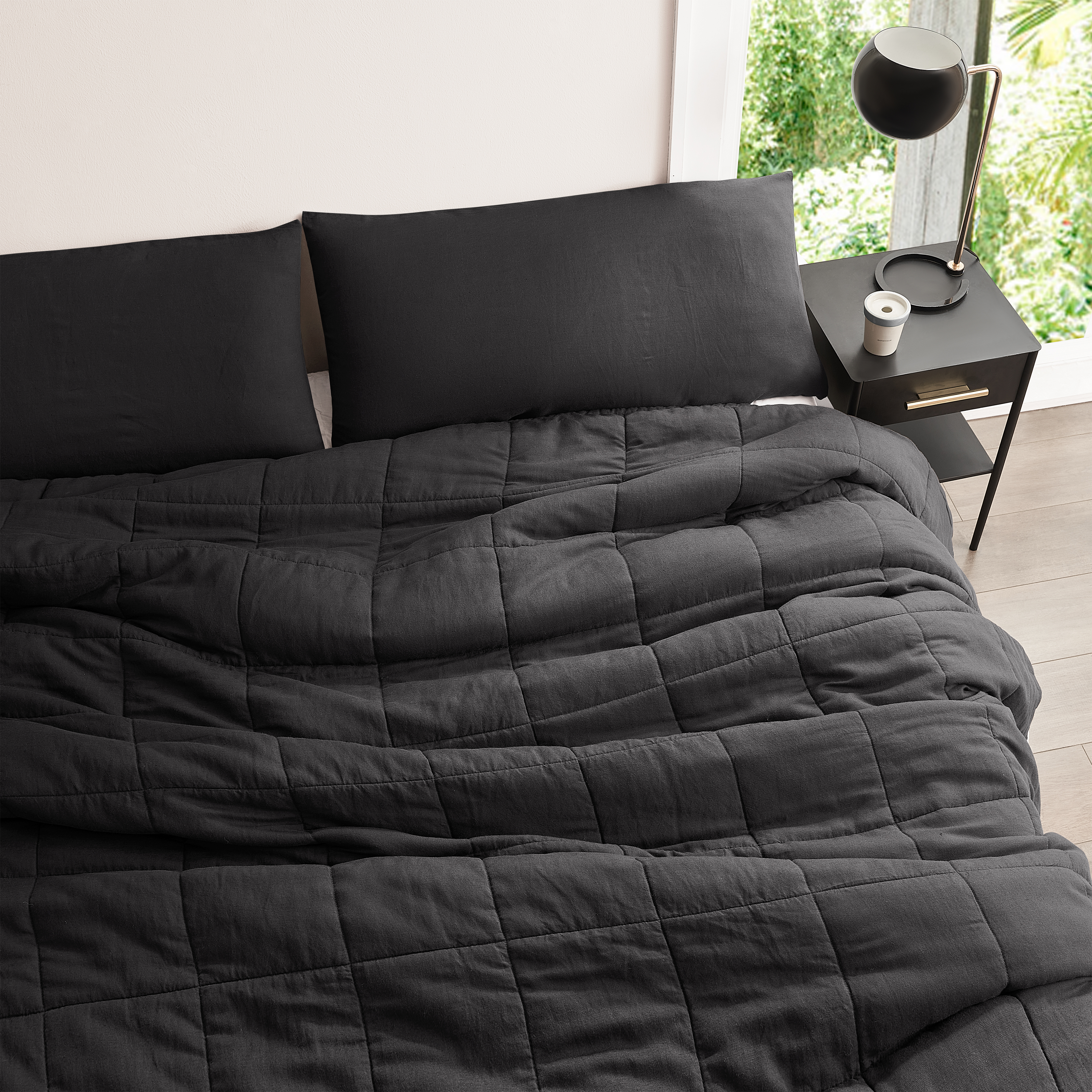 Dark Sky Reserve - Bamboo Linen Oversized Comforter - Portugal Made - Faded Black