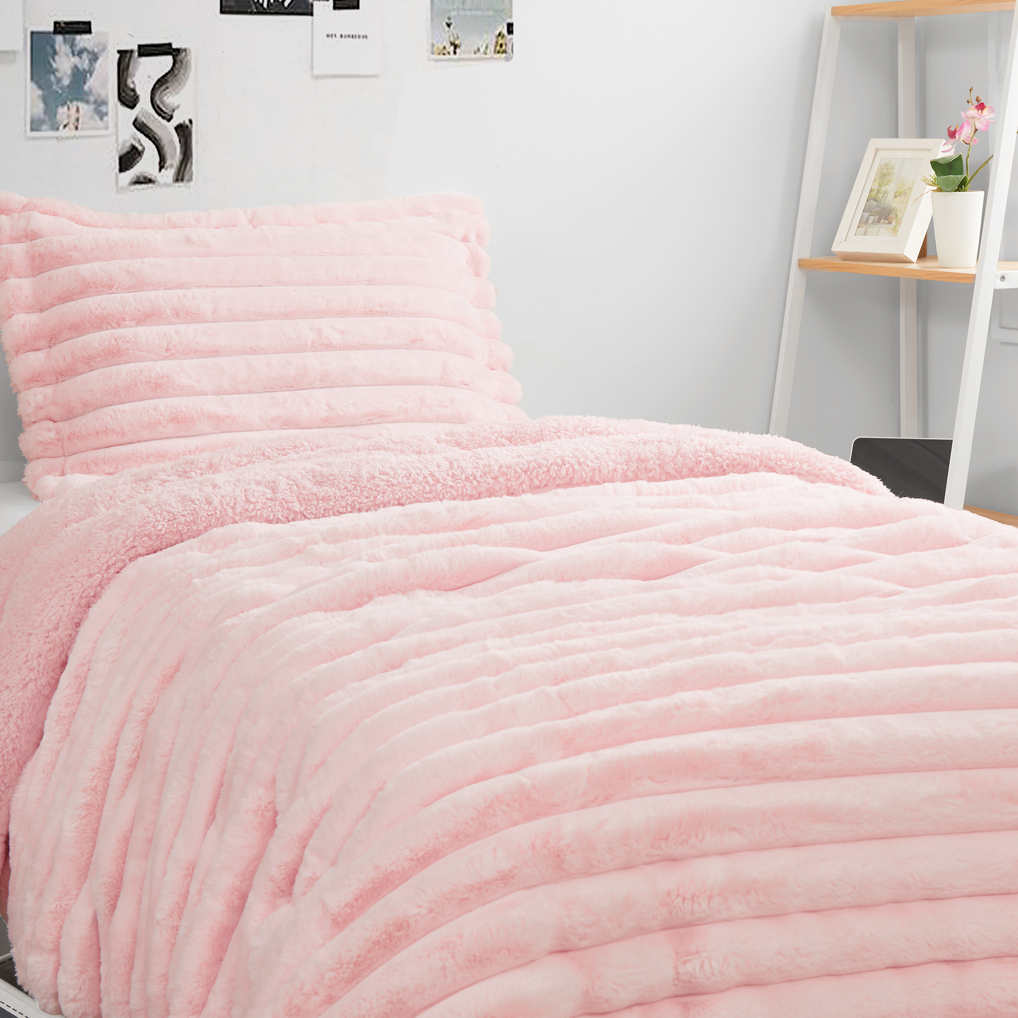 Roll Cakes Chunky Bunny Coma Inducer Oversized Comforter Heavenly Pink