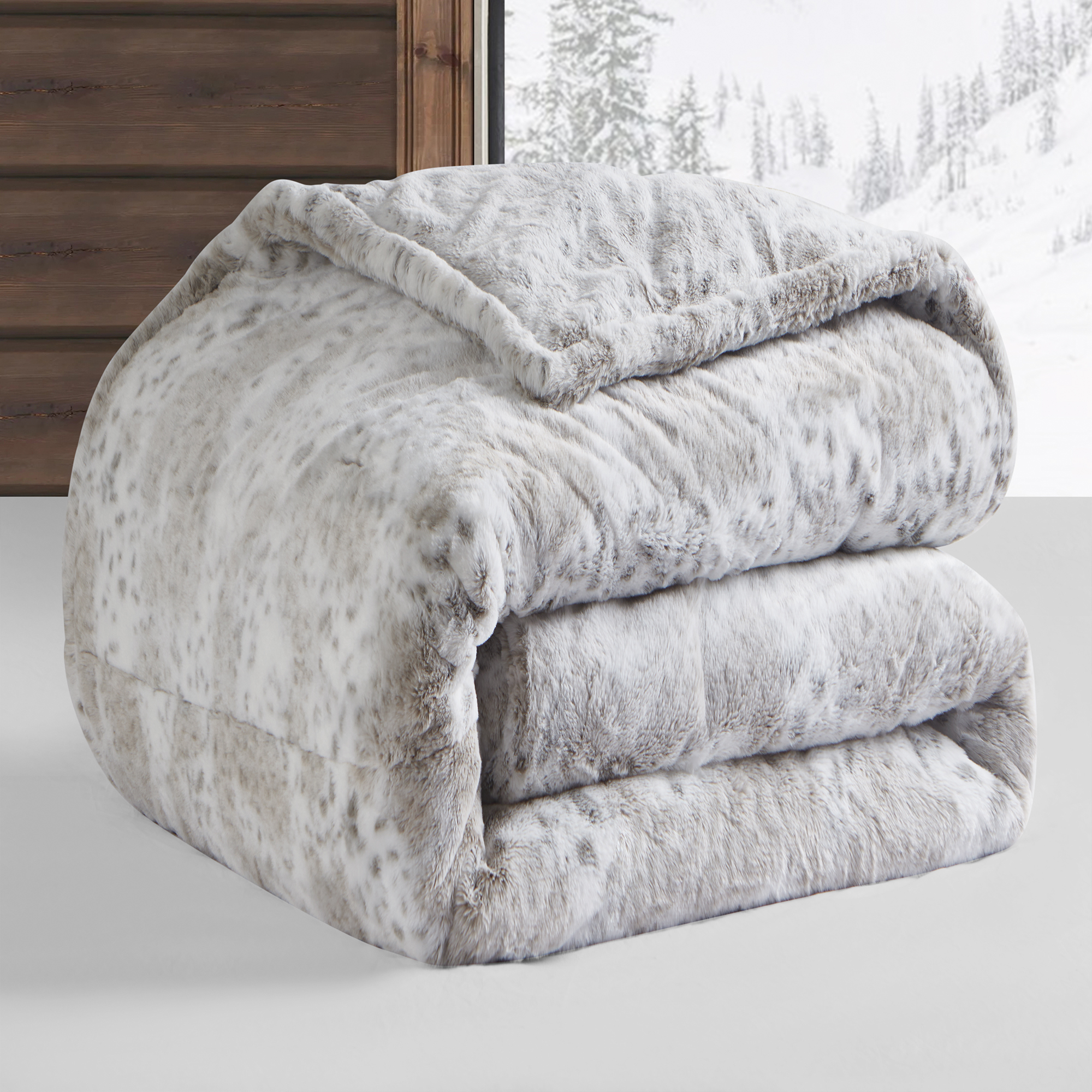 Snow Lynx - Coma Inducer Twin XL Comforter