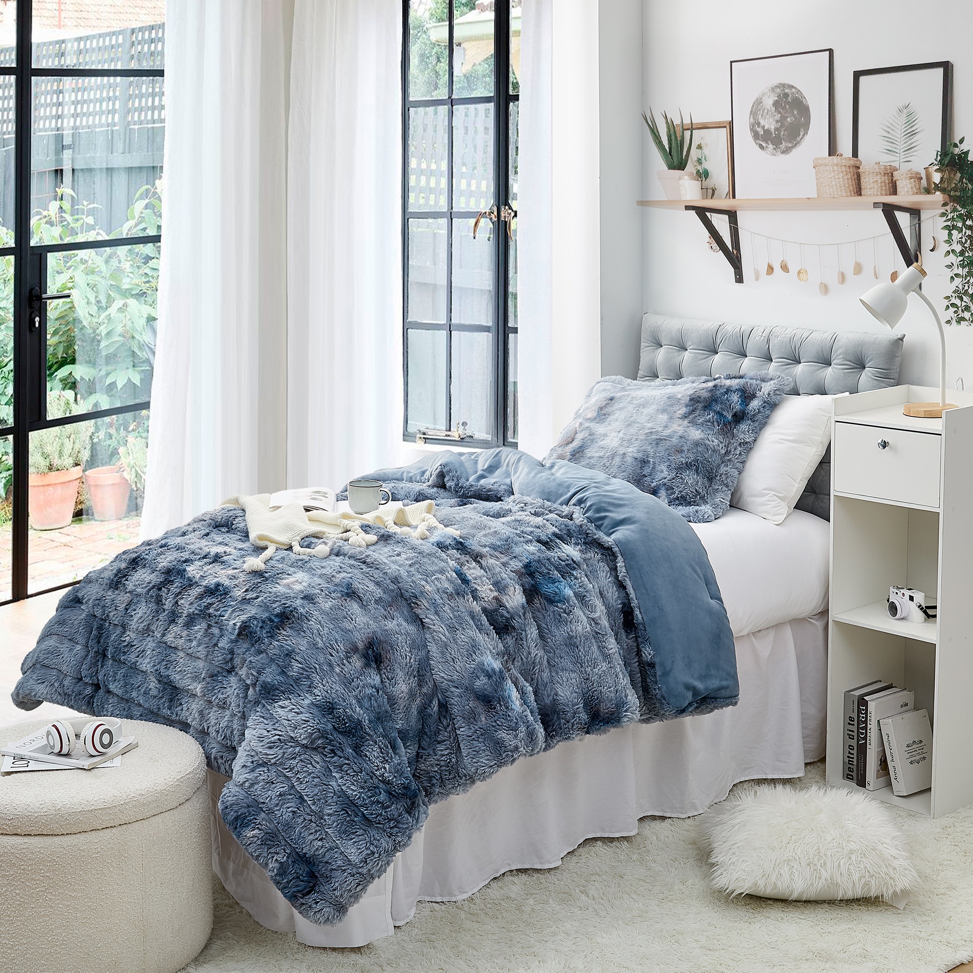 Snowball Chunky Bunny - Coma Inducer® Oversized Twin Comforter Set - Midnight Moon