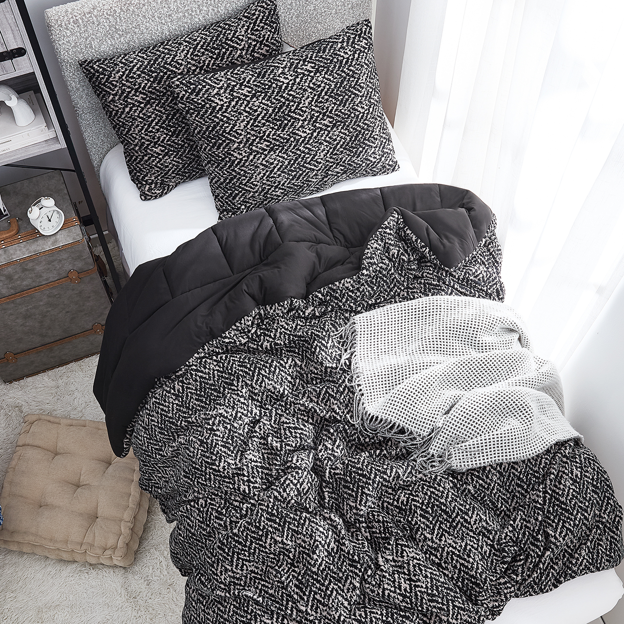 Peak of Cozy® - Coma Inducer® Twin XL Comforter - Black Gray