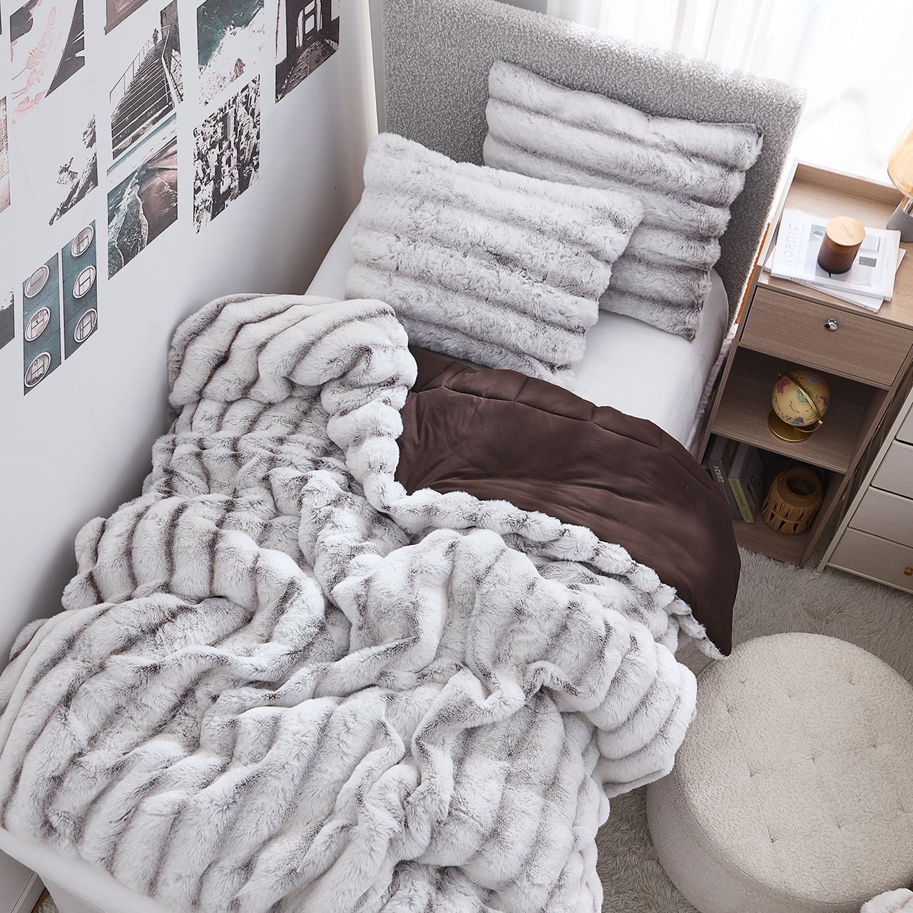 Jelly Rolls Chunky Bunny - Coma Inducer® Twin XL Comforter - Frosted Espresso