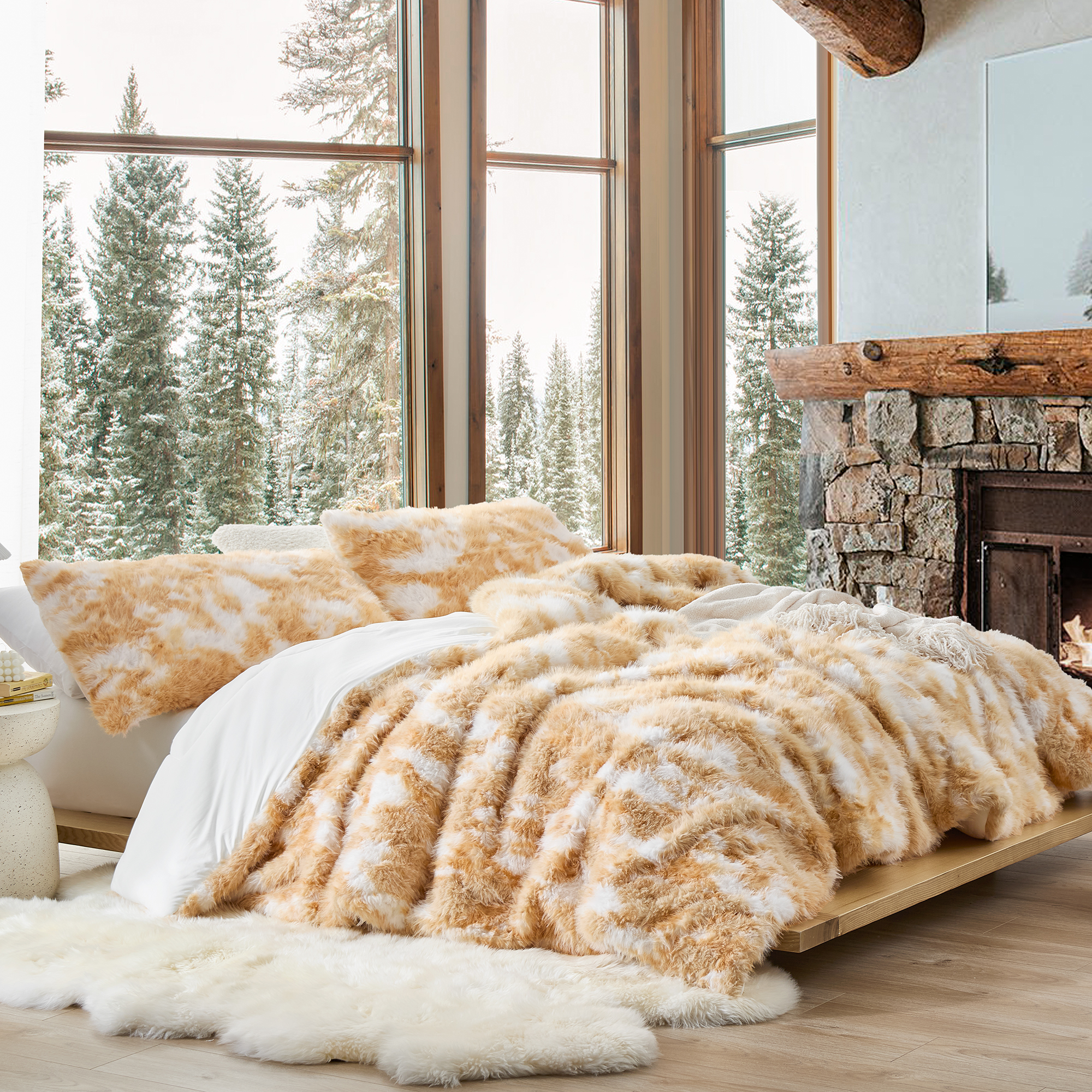 Highland - Coma Inducer® Oversized Queen Comforter - Tan & White