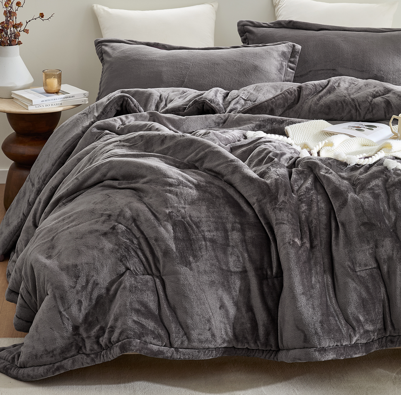 Touchy Feely - Coma Inducer® Oversized Queen Comforter Set - Dark Core Gray