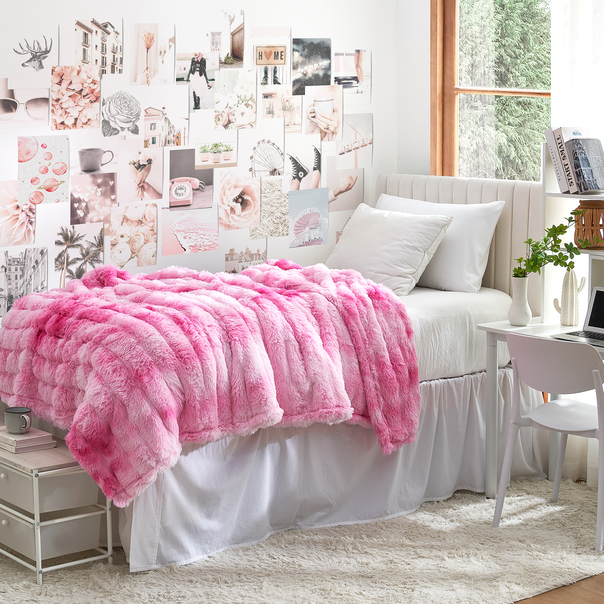 Snowball Chunky Bunny® - Coma Inducer® Twin XL Blanket - Pink Cosmos