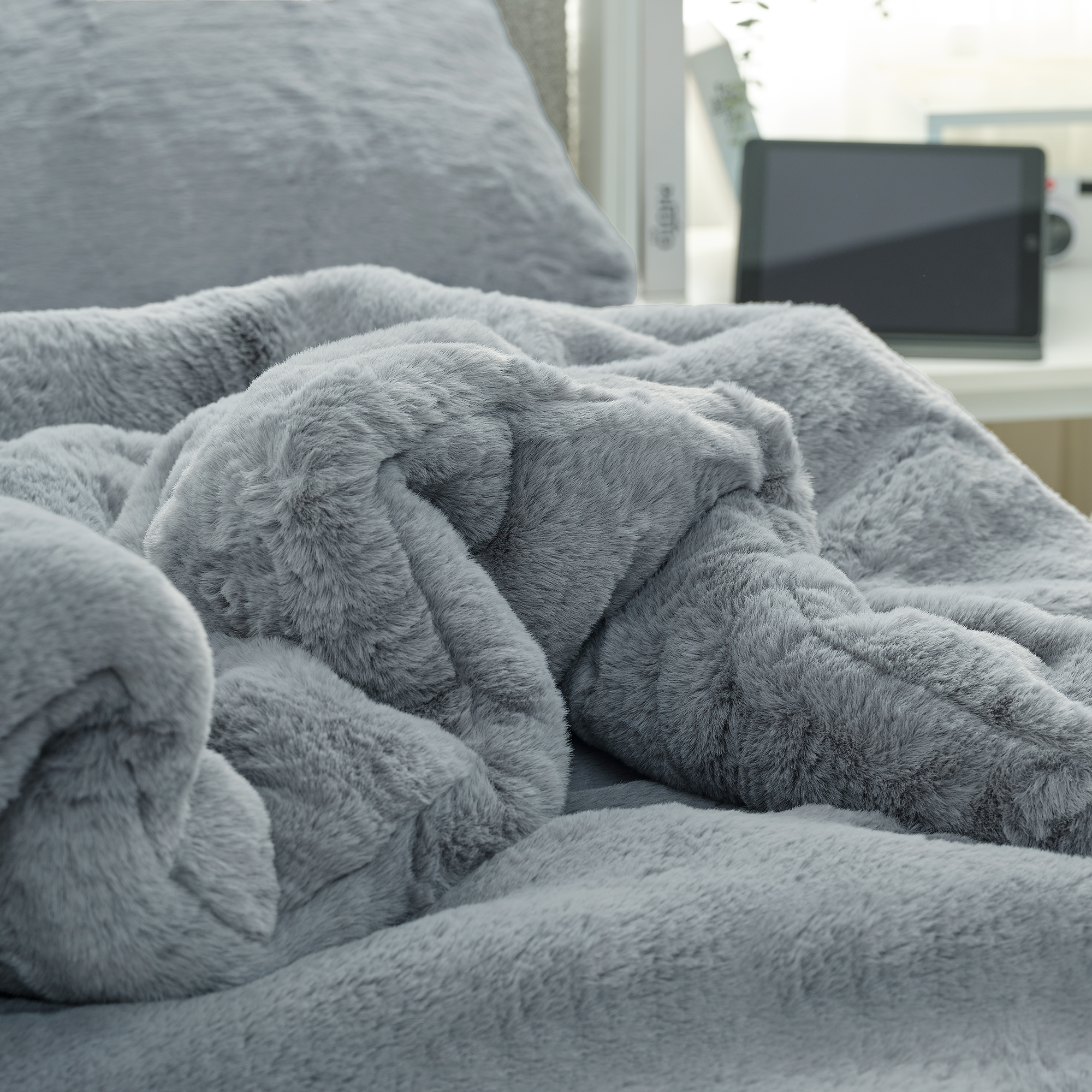 Chunkiest Chunky Bunny® - Coma Inducer® Oversized Twin Comforter Set - Lush Gray