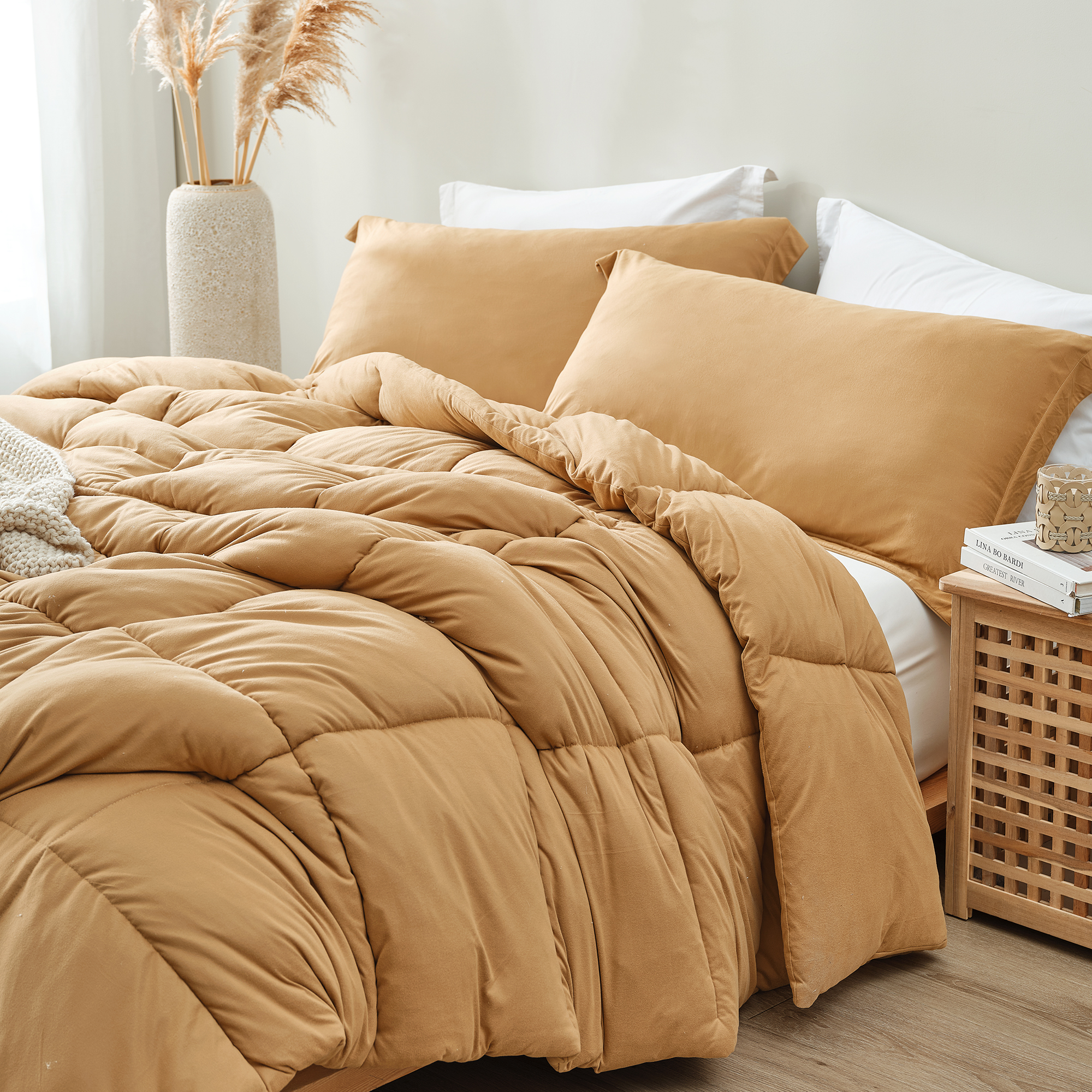 In The Thick of It - Coma Inducer® Oversized Queen Plush Comforter Set - Apple Cinnamon