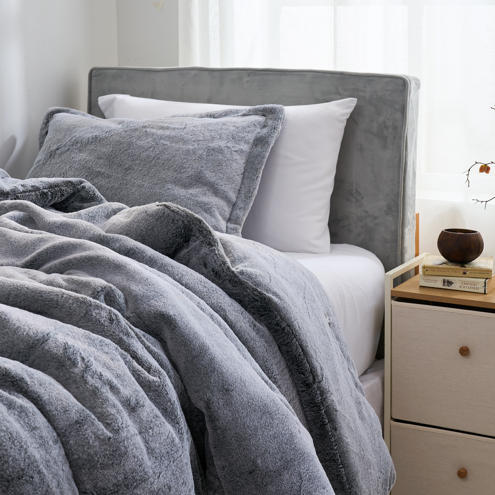 I Am Bed Serious - Coma Inducer® Oversized Twin Comforter Set - Dark Gray Frosted