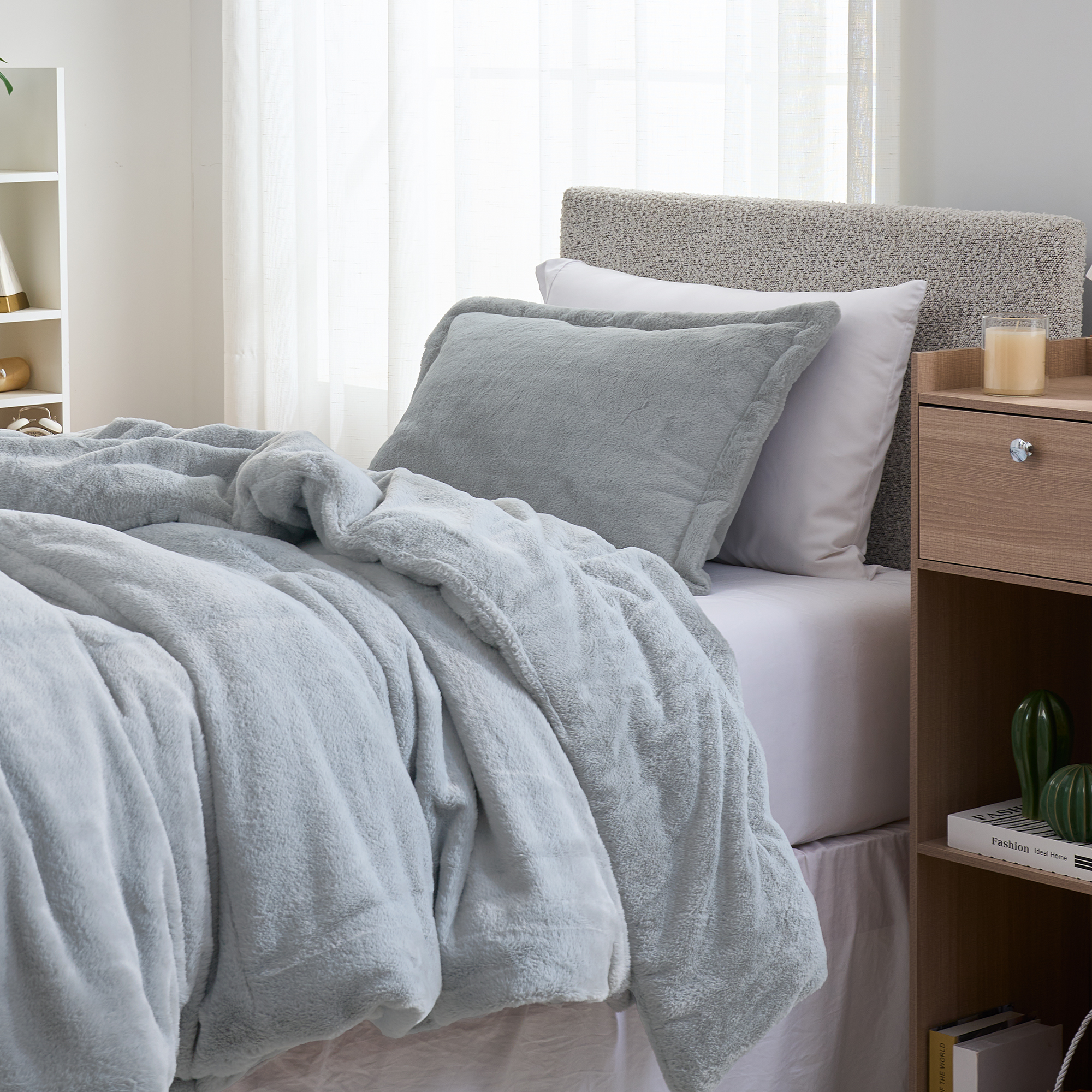 I Am Bed Serious - Coma Inducer® Oversized Twin Comforter Set - Winter Gray