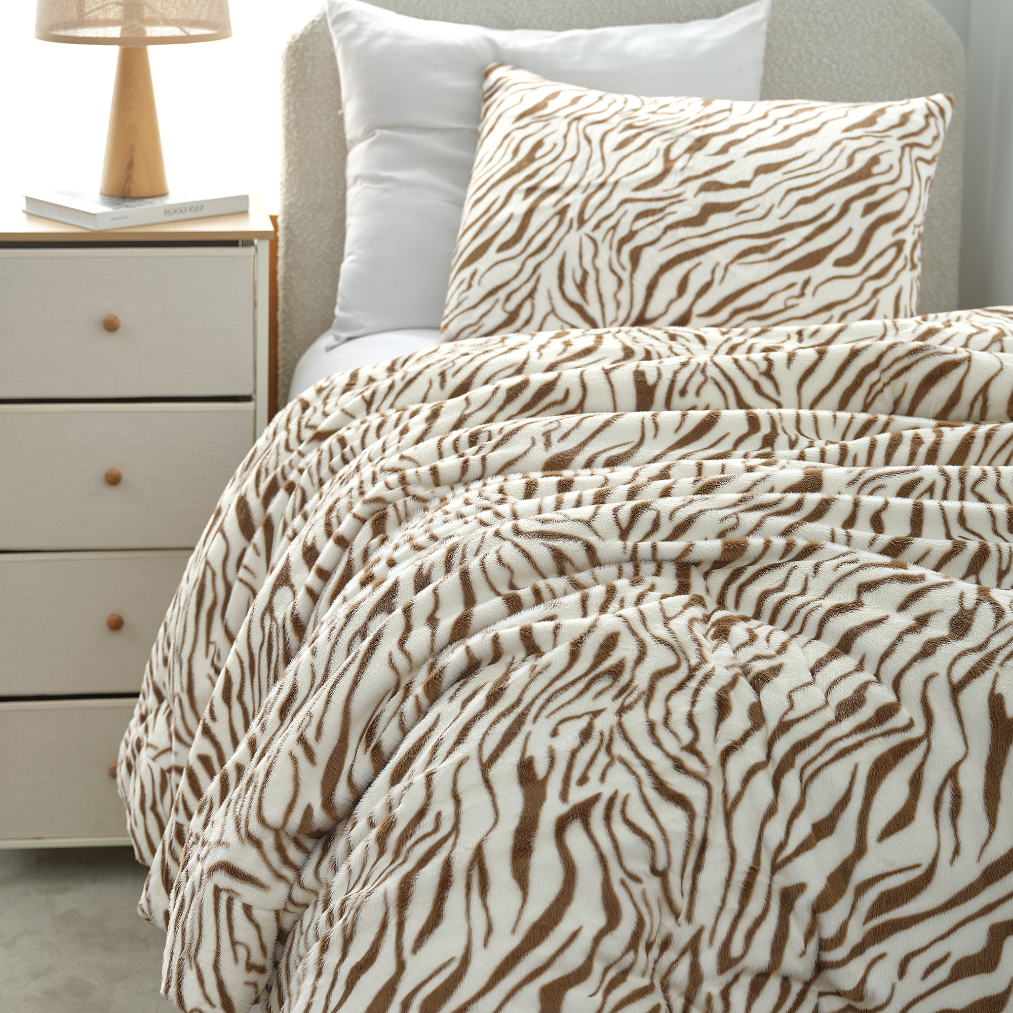 Serengeti - Coma Inducer® Oversized Twin Comforter Set - Giraffe