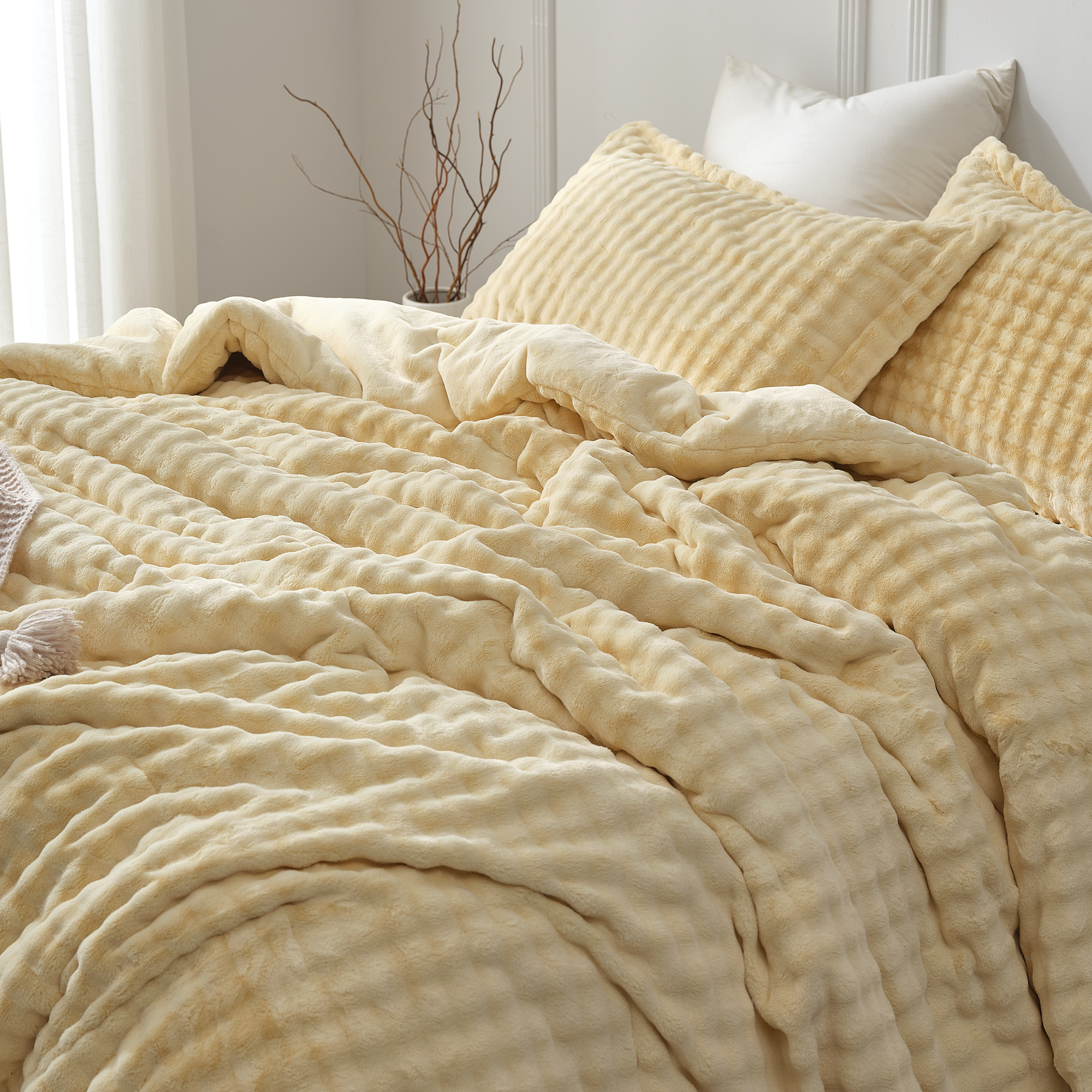 Snowball Double Chunky Bunny® - Coma Inducer® Oversized Queen Comforter Set - Baby Almond Cream