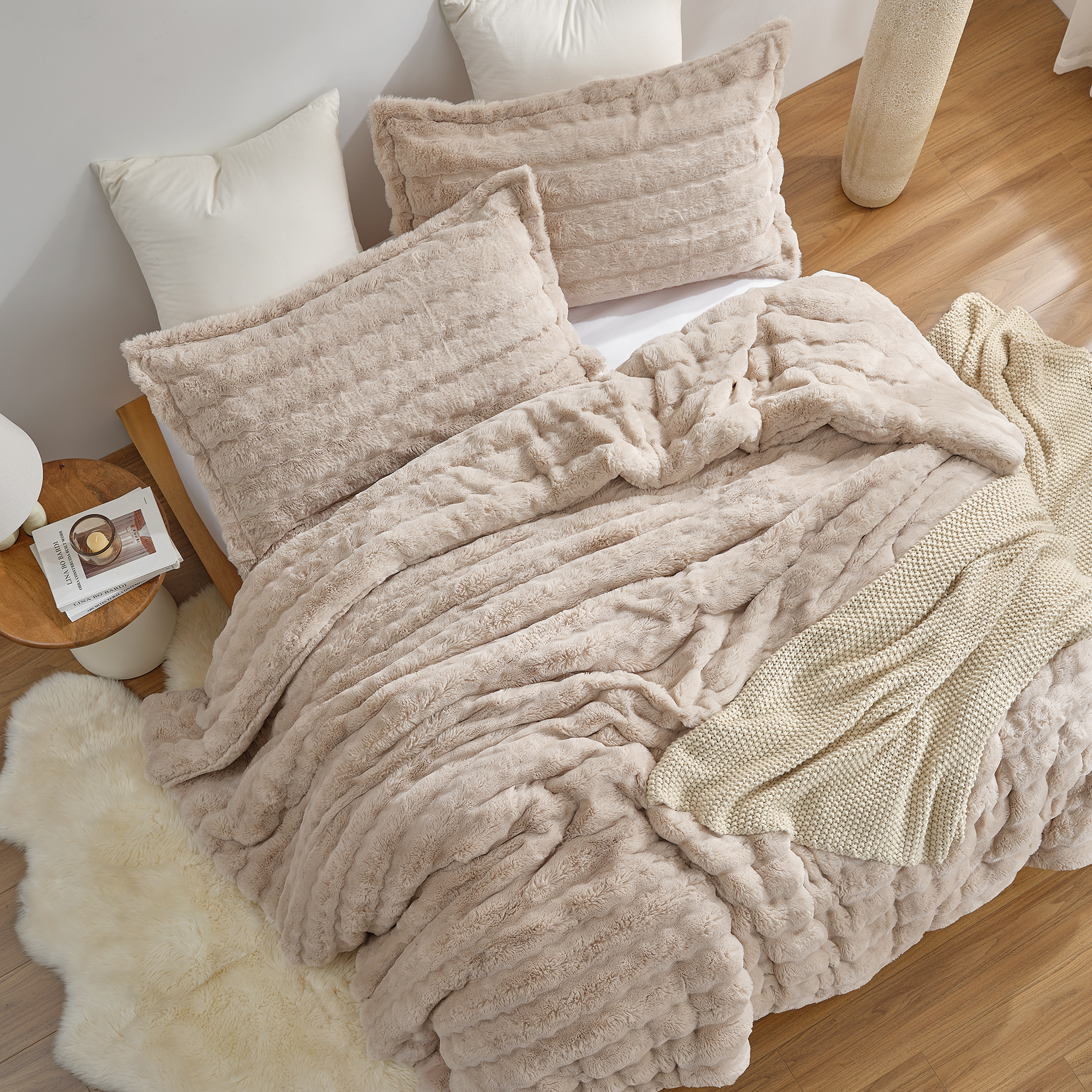 Roll Cakes Chunky Bunny® - Coma Inducer® Oversized Queen Comforter Set - Desert Snowfall