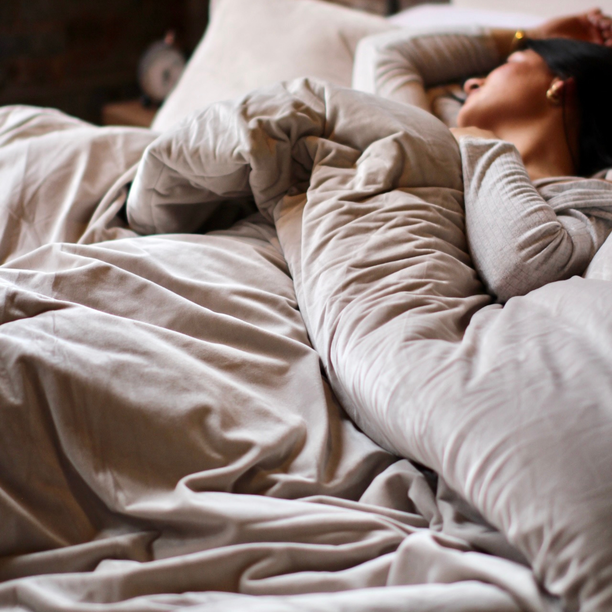 Love Thick® - Lofty Coma Inducer® Alaskan King Comforter Set - Pumice Steel