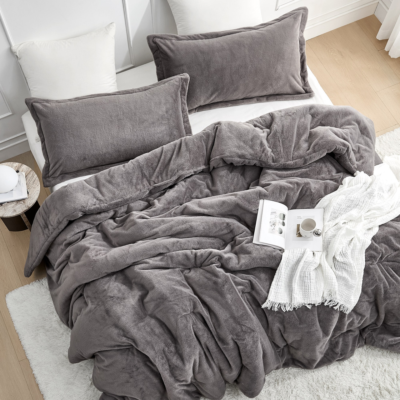 Cozzzzzzzzzzzzzzzzy - Coma Inducer® Oversized King Comforter Set