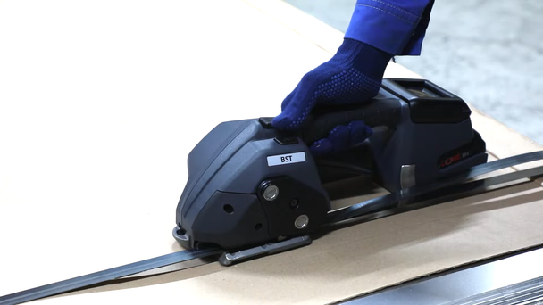 Signode BST Sealless Strapping Tool for Steel