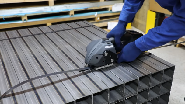 Signode BST Sealless Strapping Tool for Steel