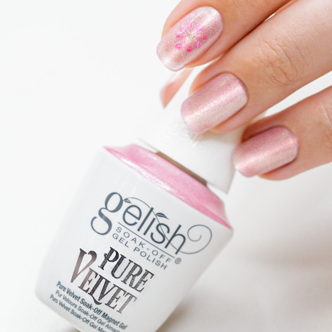 Cat-eye gel polishes from Gelish!