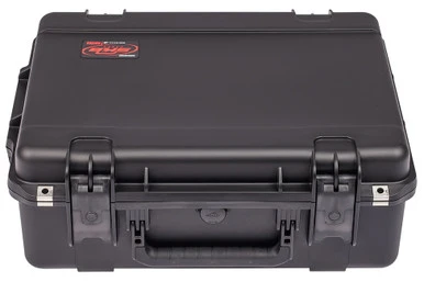 3I2015-7 Black Case Front