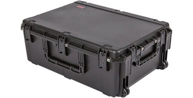 3I3026-15 Black Case Closed