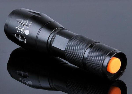 Lampe Torche Tactique Fulton 90° Angle Droit, Noire, Avec 2 Lentilles, USA